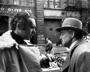 Yapımcı Albert S. Ruddy, Brando ile sette.